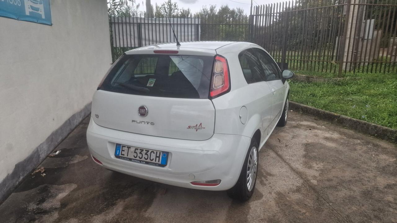 Fiat Punto 1.4 8V Easypower Street - 2014