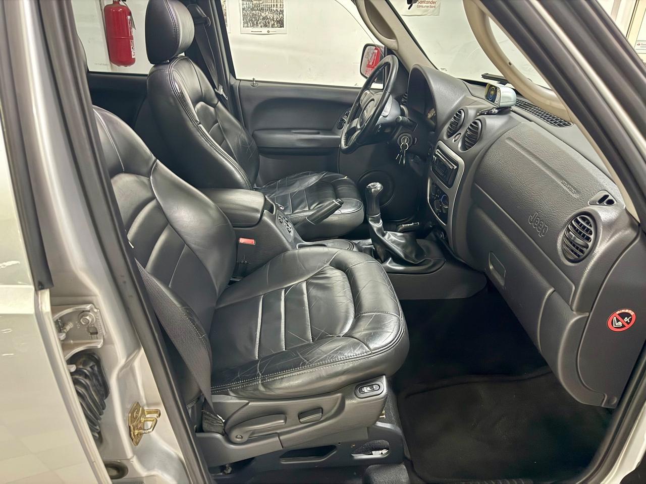 Jeep Cherokee 2.5 CRD Limited