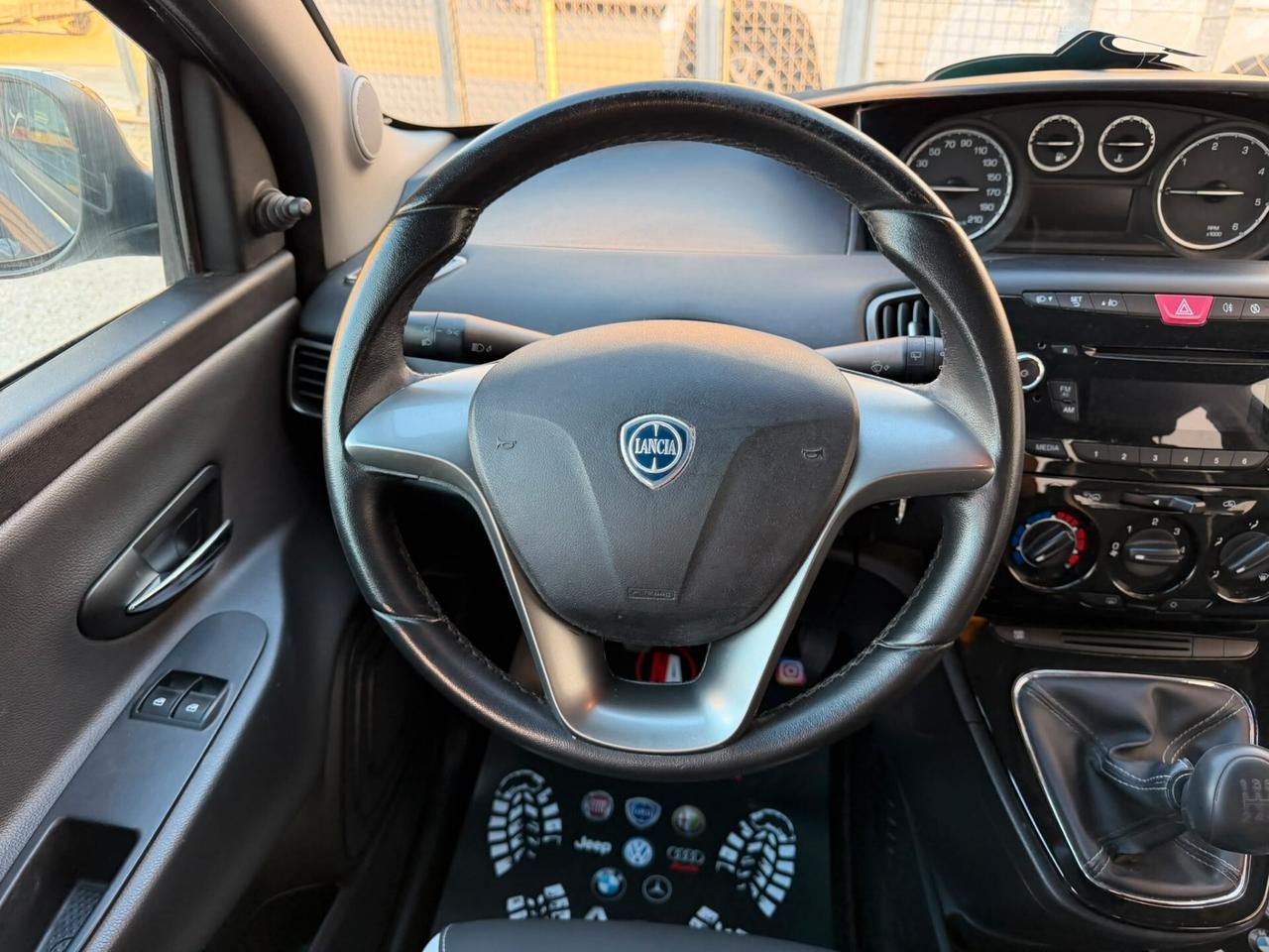 Lancia Ypsilon 1.3 MJT 95 CV Platinum 78000km