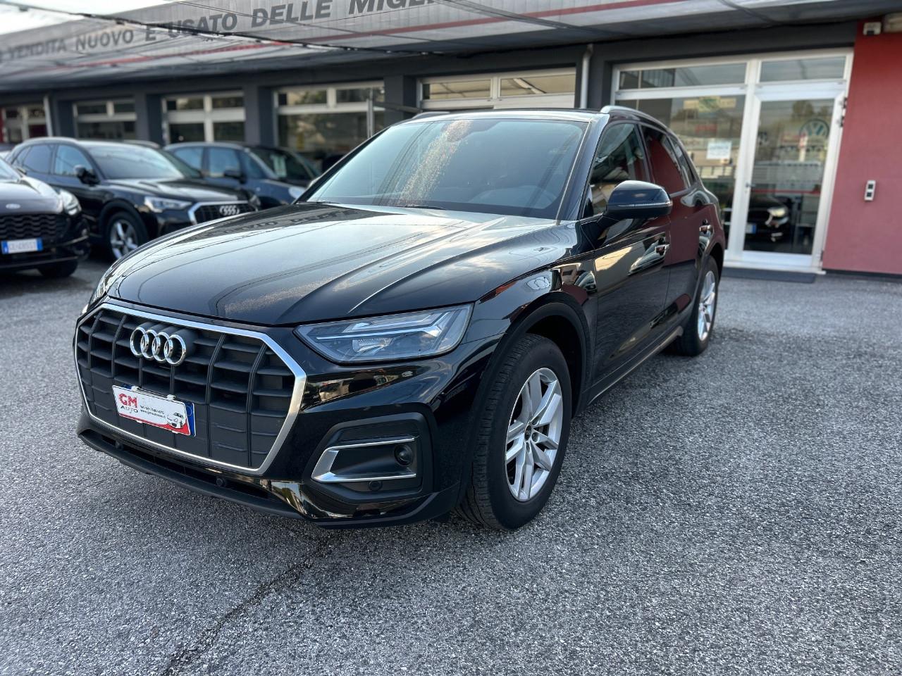 Audi Q5 35 2.0 tdi mhev 12V Business s-tronic