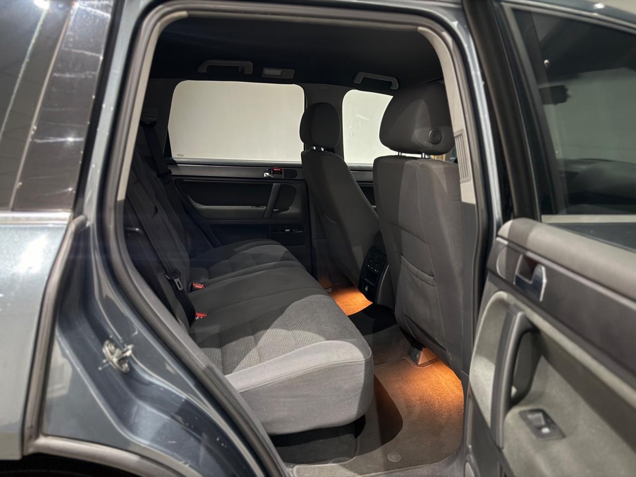 Volkswagen Touareg 2.5 R5 TDI DPF Exclusive 4x4