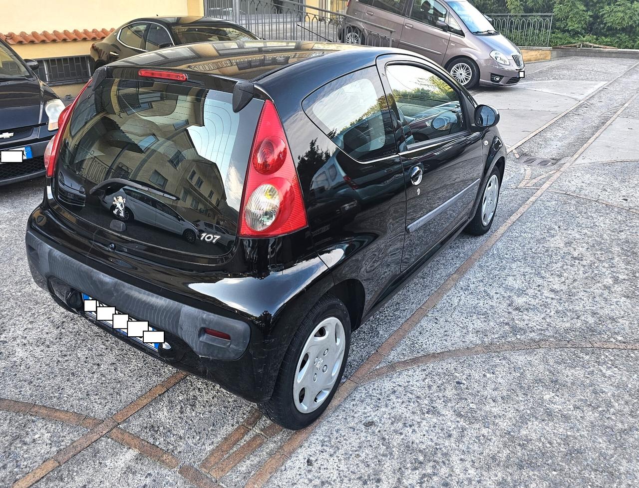 Peugeot 107 1.0 68CV 3p. TAGLIANDATA GARANZIA