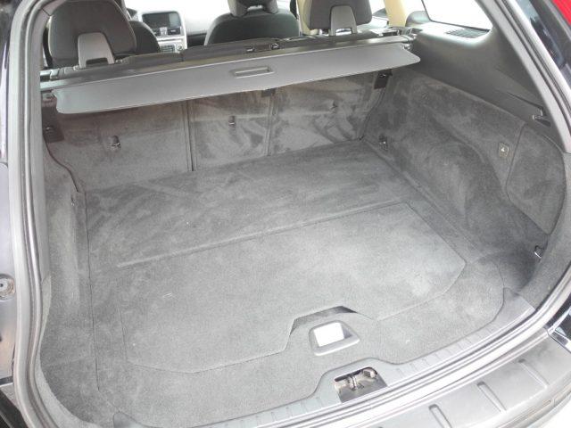 VOLVO XC60 D3 AWD Geartronic Summum autom.-UNICO PROPRIETARIO