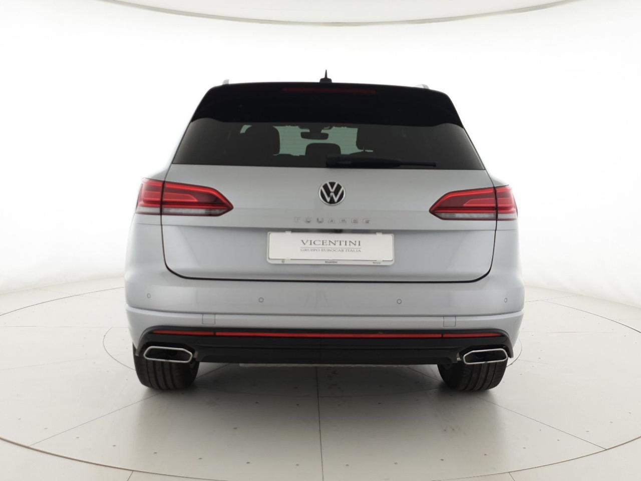 Volkswagen Touareg 3.0 v6 tdi elegance r-line exterior pack 286cv tiptronic