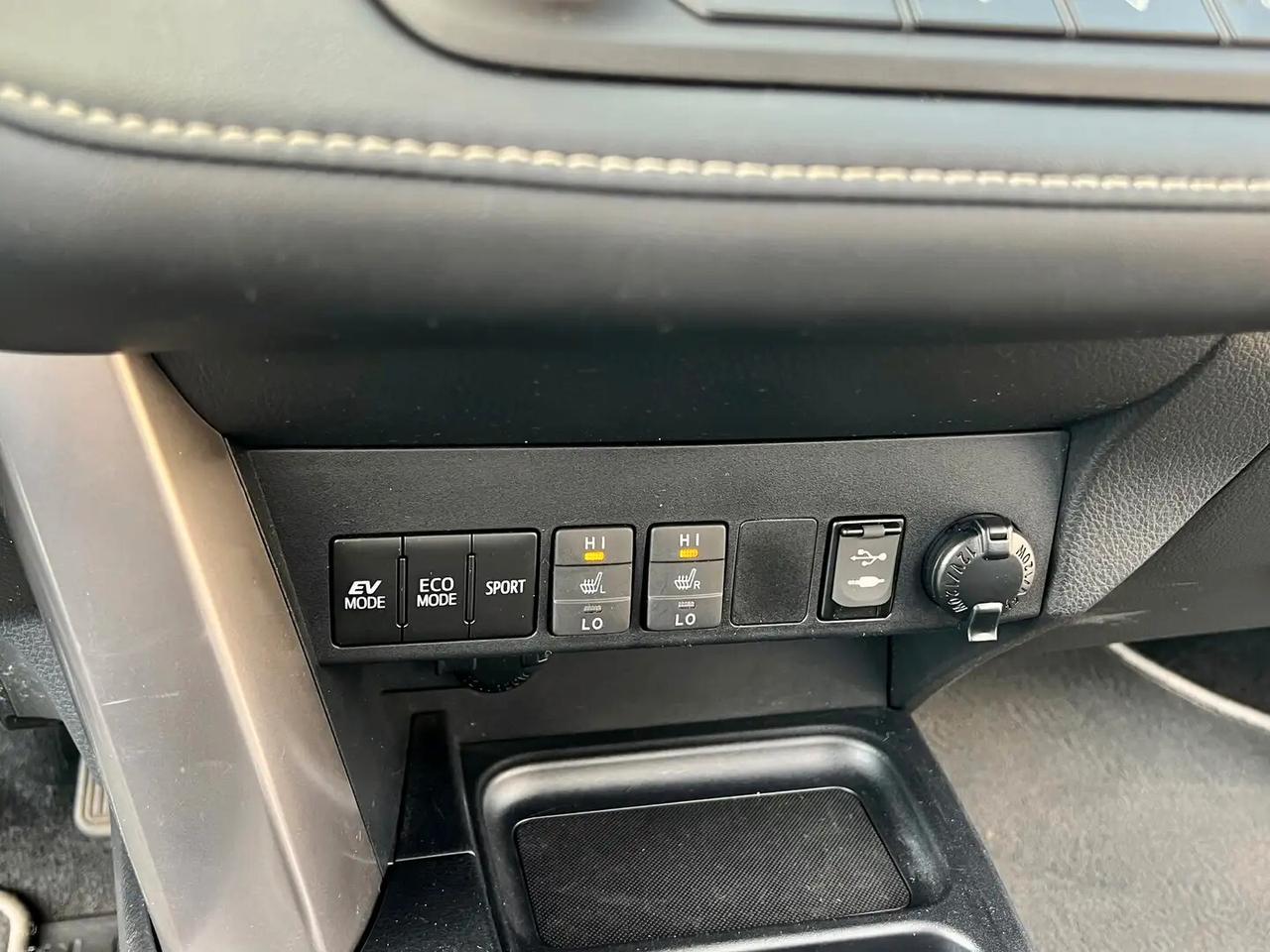 Toyota RAV 4 2.5 VVT-i HYBRID 4WD eCVT 197cv Lounge