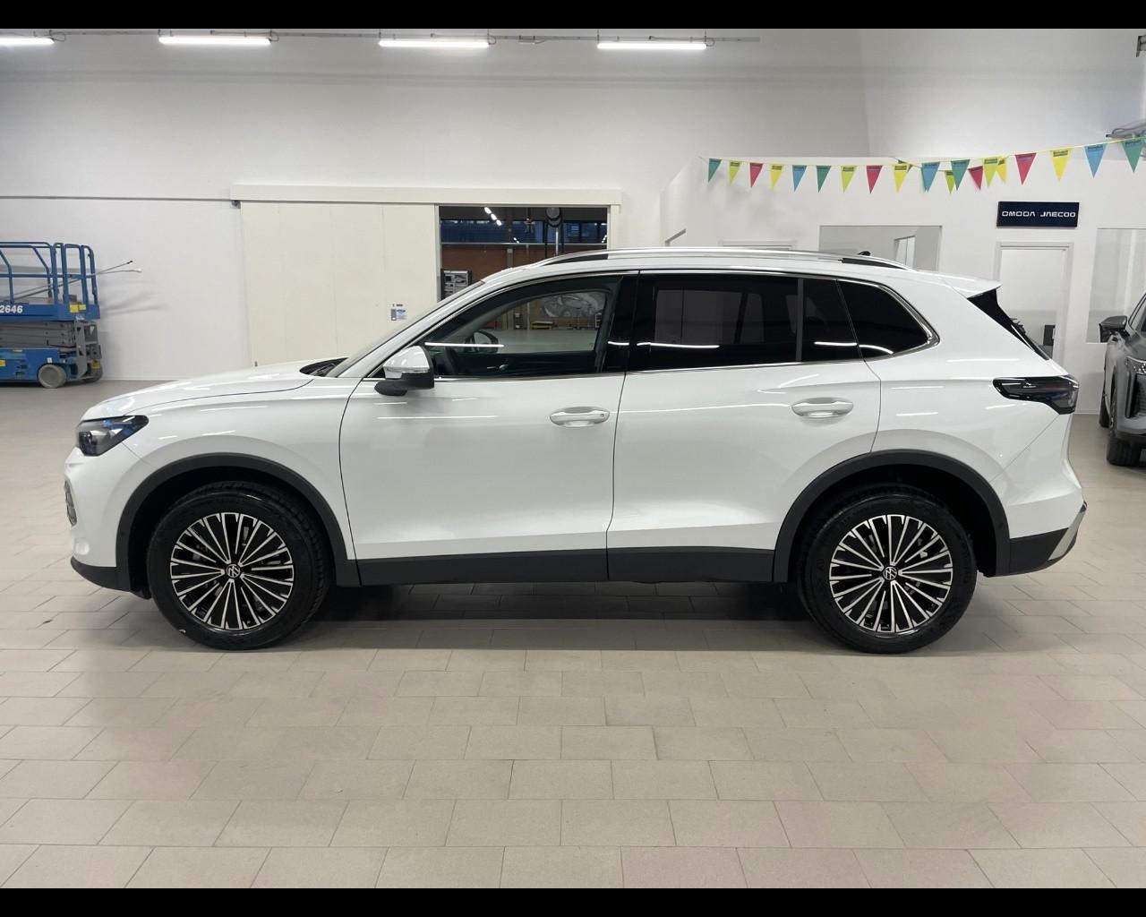VOLKSWAGEN Tiguan 3ª serie - Tiguan 2.0 TDI 193 CV DSG 4MOTION Elegance