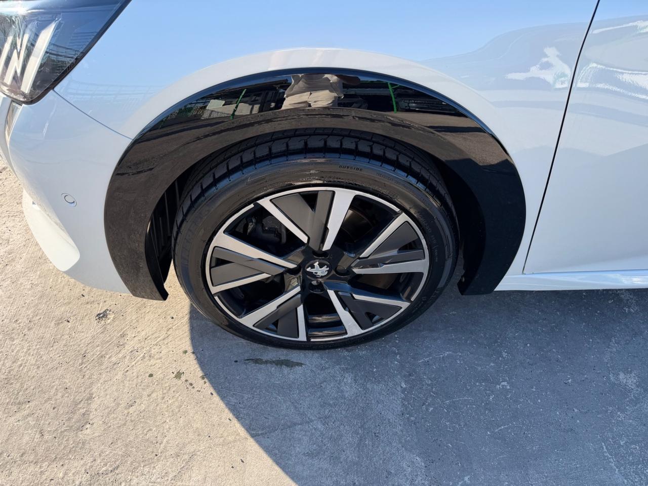 Peugeot 208 PureTech 100 Stop&Start EAT8 5 porte GT Line