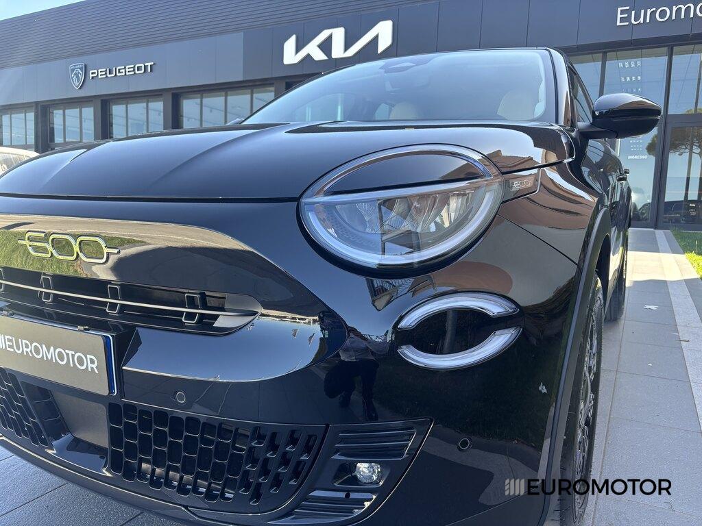 Fiat 600 1.2 Hybrid Icon eDCT