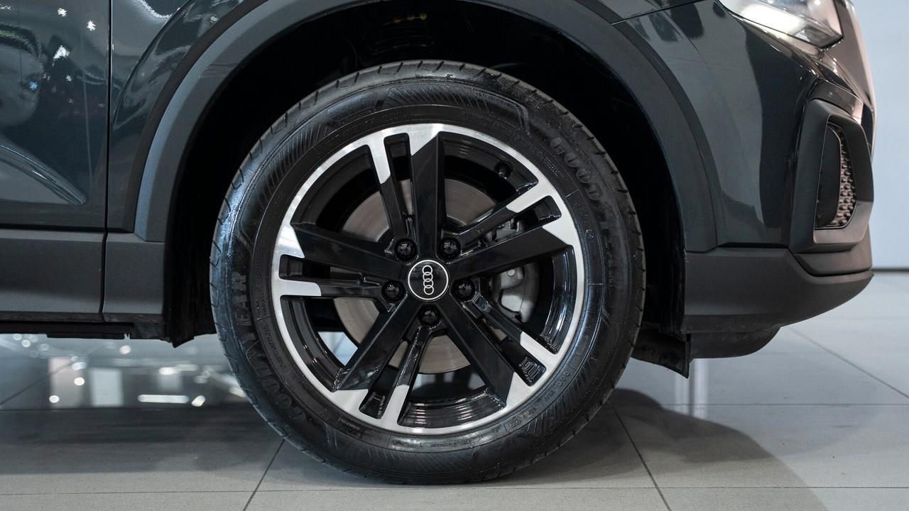 Audi Q2 35 2.0 TDI QUATTRO S TRONIC SPORT XENO NAVI FULL OPTIONAL