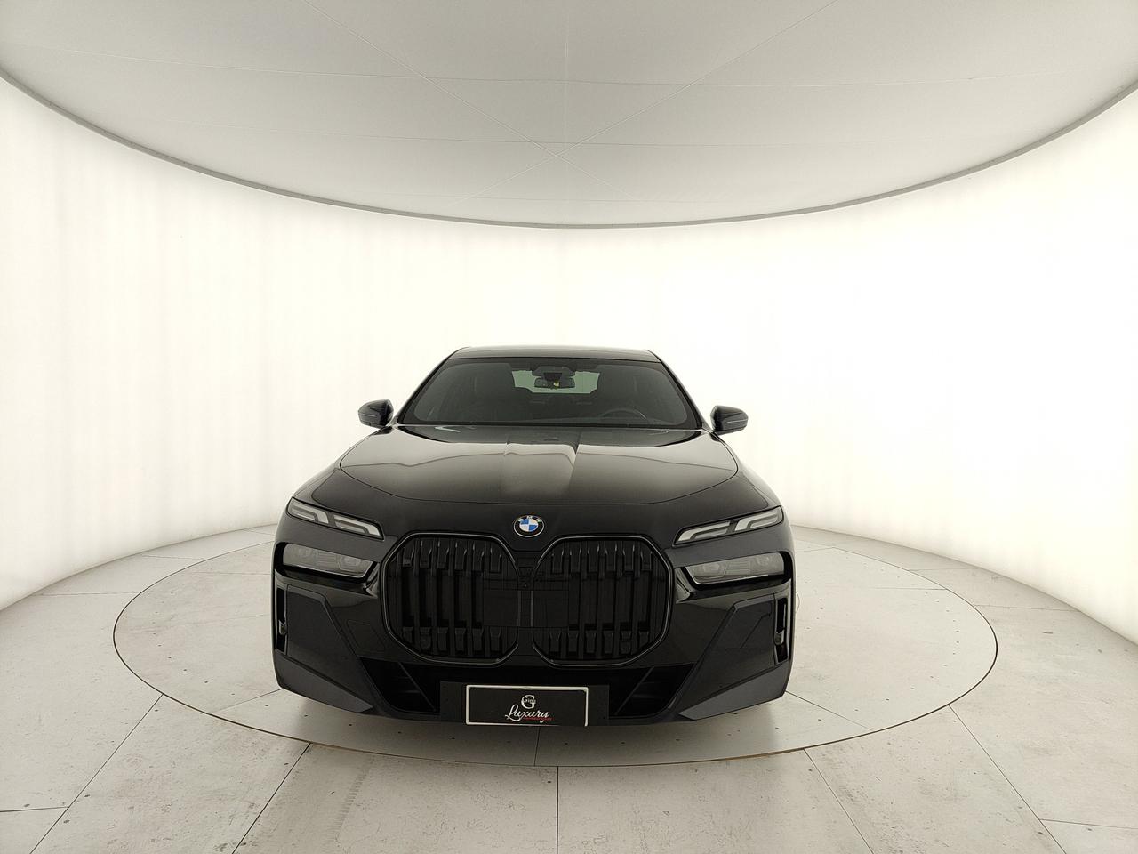 BMW 740d mhev xdrive MSport Pro auto