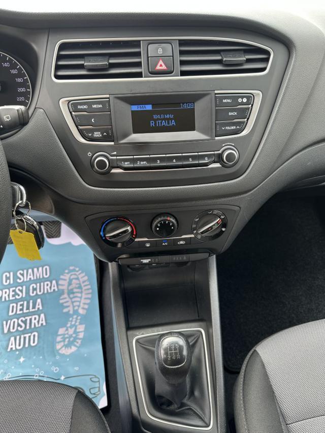 HYUNDAI i20 1.2 5 porte Connectline