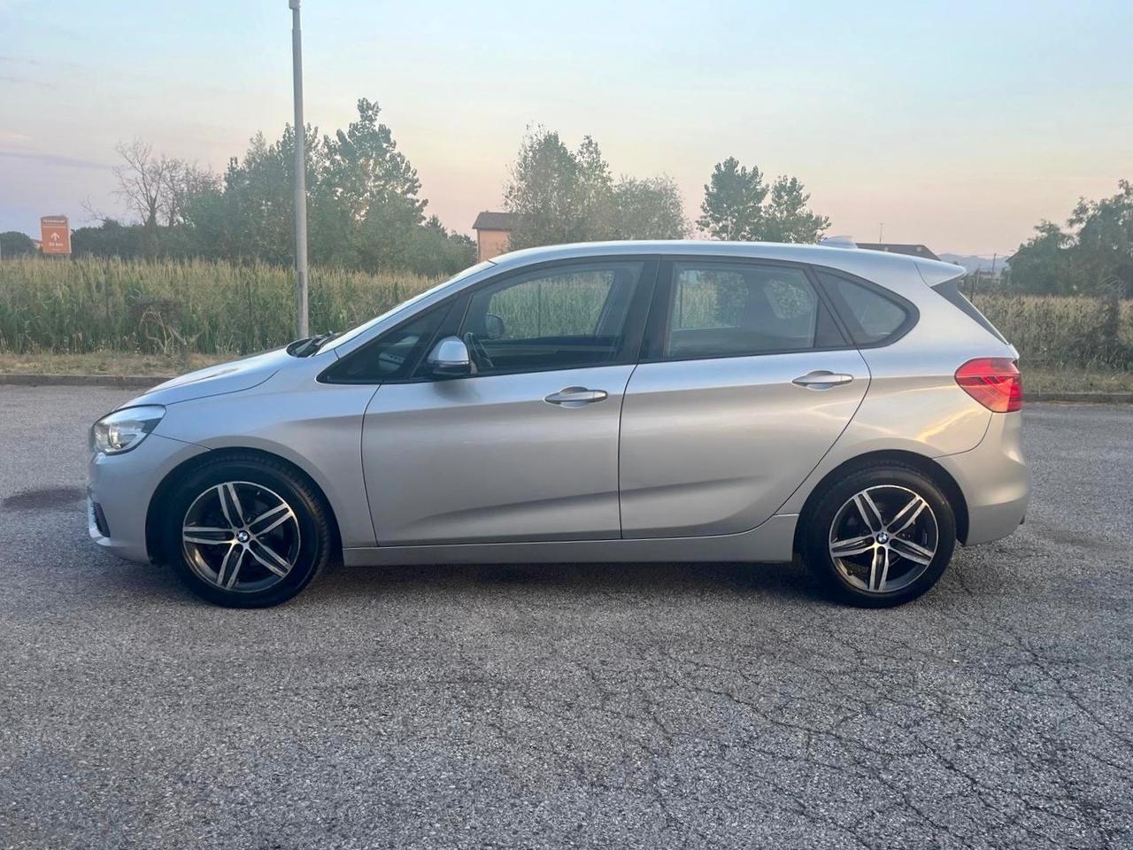 Bmw 216 216d Active Tourer Sport