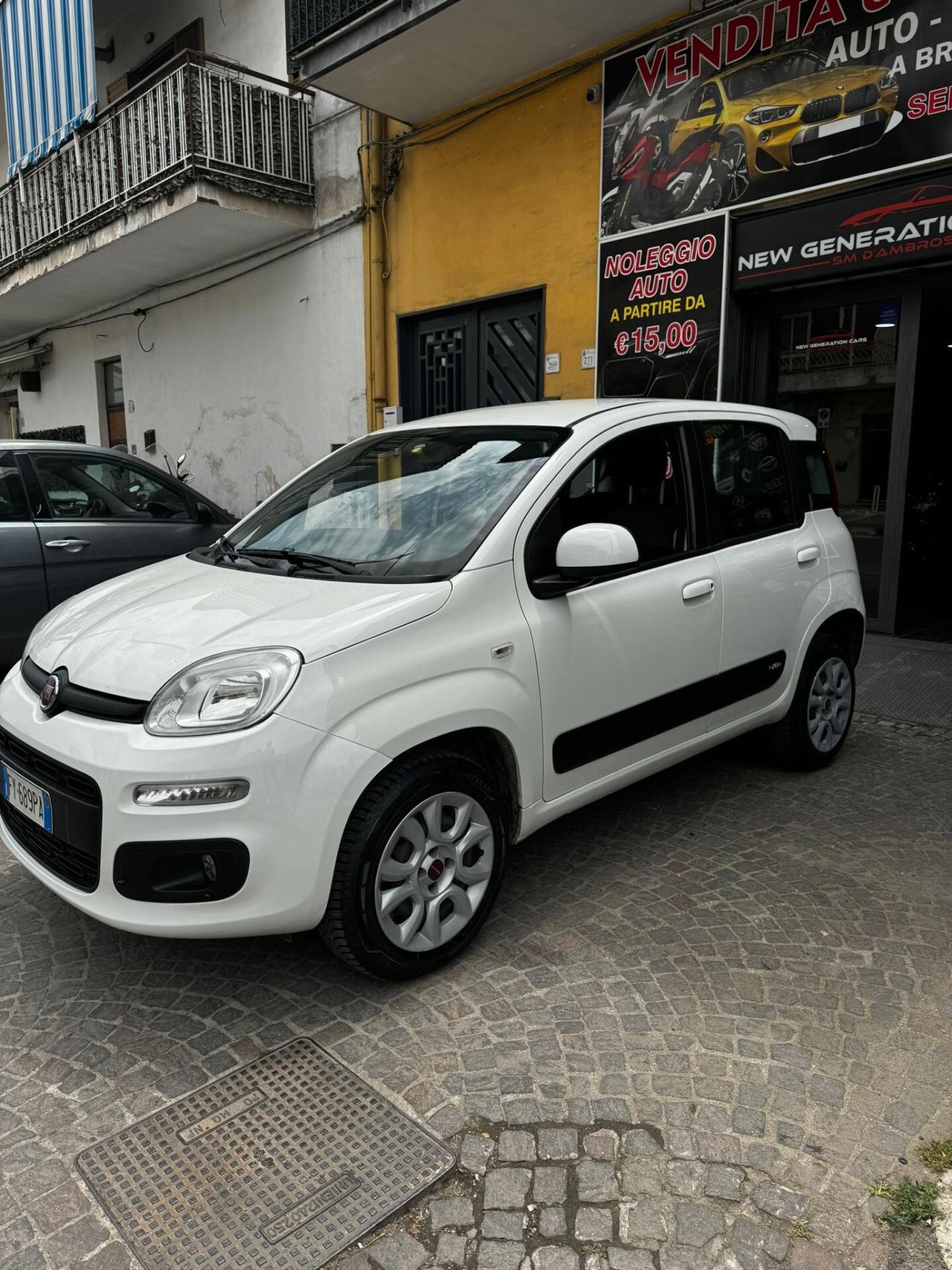 Fiat Panda 0.9 TwinAir Turbo Natural Power Lounge