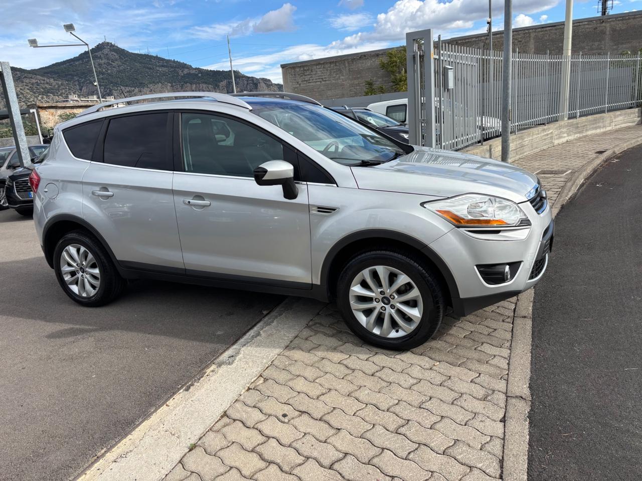 Ford Kuga 2.0 TDCi 163 CV 4WD Titanium DPF