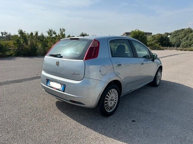 Fiat Grande Punto 1.3 MJT 75 CV 5 porte Dynamic