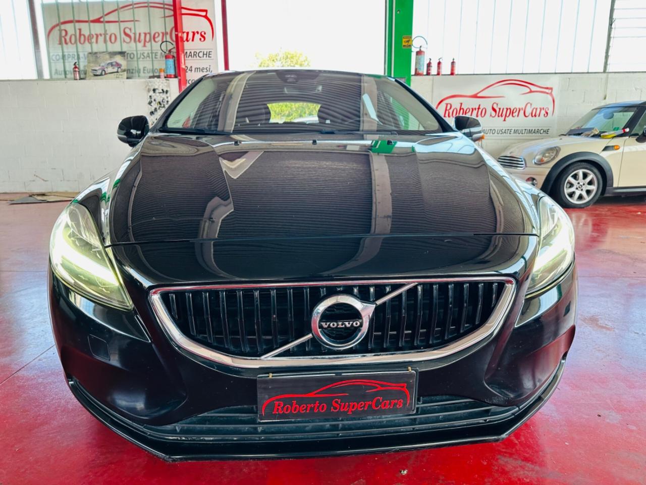 Volvo V40 2.0d Geartronic R-design
