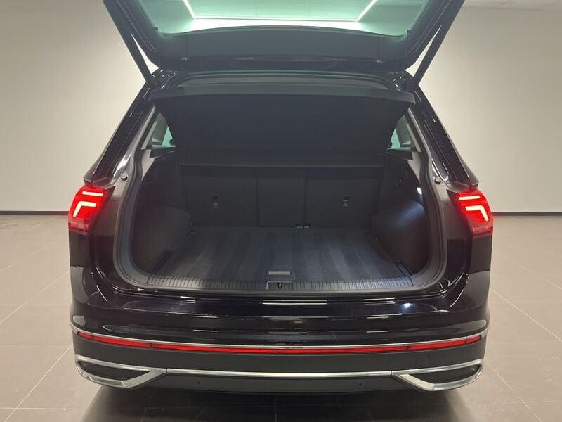 Volkswagen Tiguan Nuova Elegance 2.0 TDI SCR 110 kW (150 CV) DSG