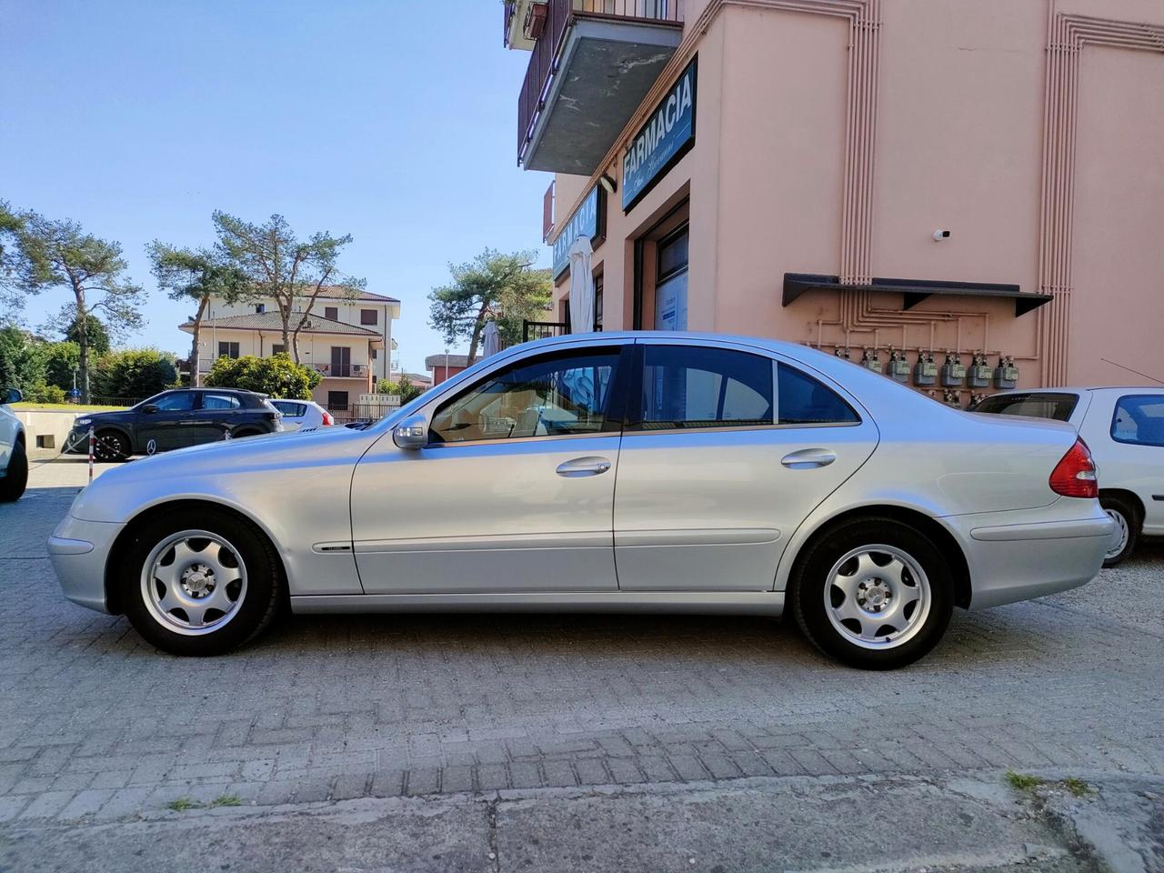 Mercedes-benz E 200 K Metano LEGGERE ANNUNCIO