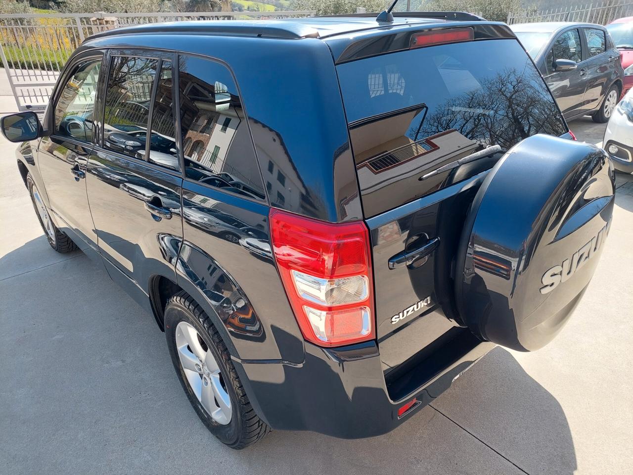 Suzuki Grand Vitara 1.9 DDiS 5 porte Executive 4x4