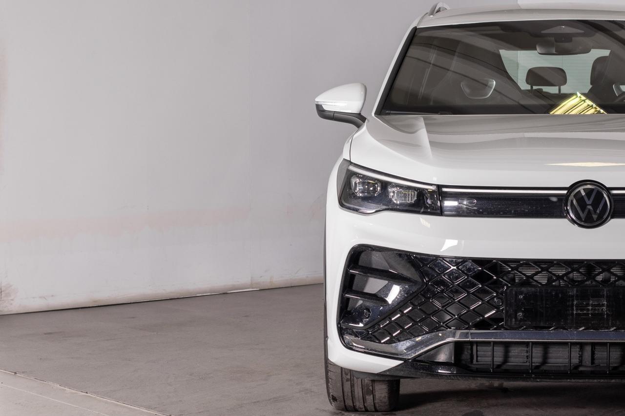 Volkswagen Tiguan 2.0 Tdi R-line 4motion Dsg 193cv Gancio Traino