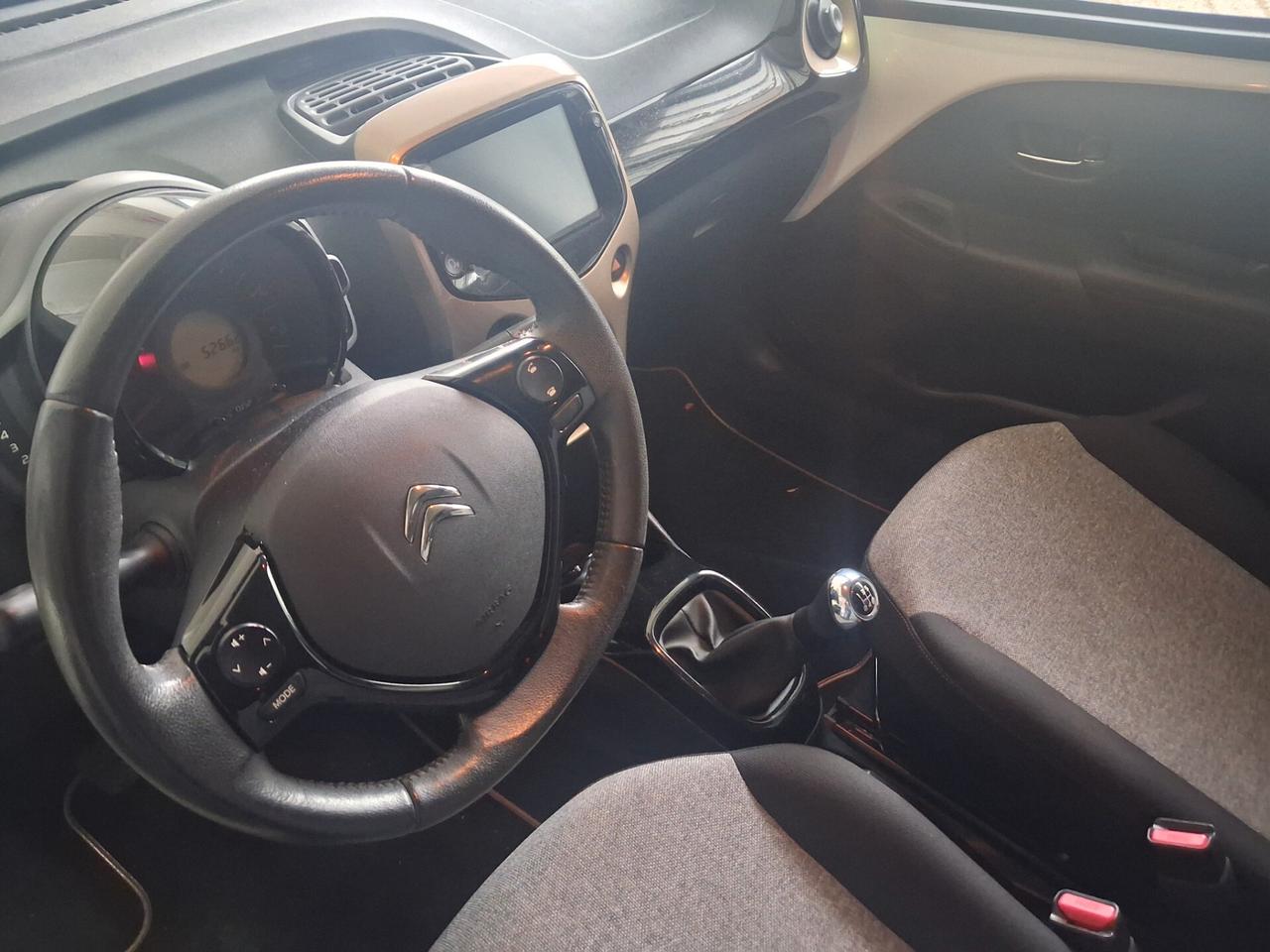Citroen C1 5 PORTE VTI 72 CV SHINE. VENDUTA