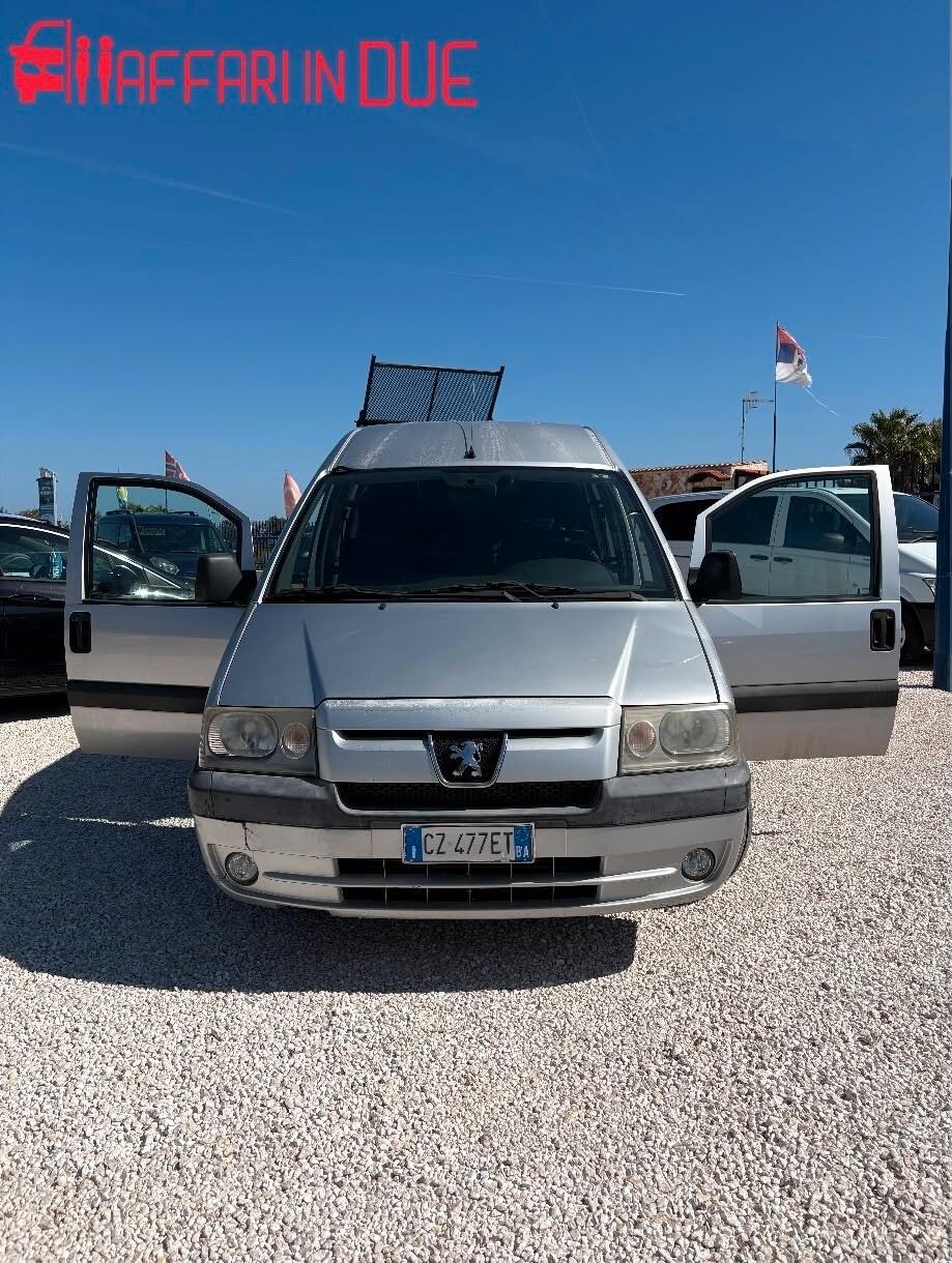 Peugeot Expert 2.0 HDi/109 cat PC Combi Mix AUTOCARRO 5 POSTI