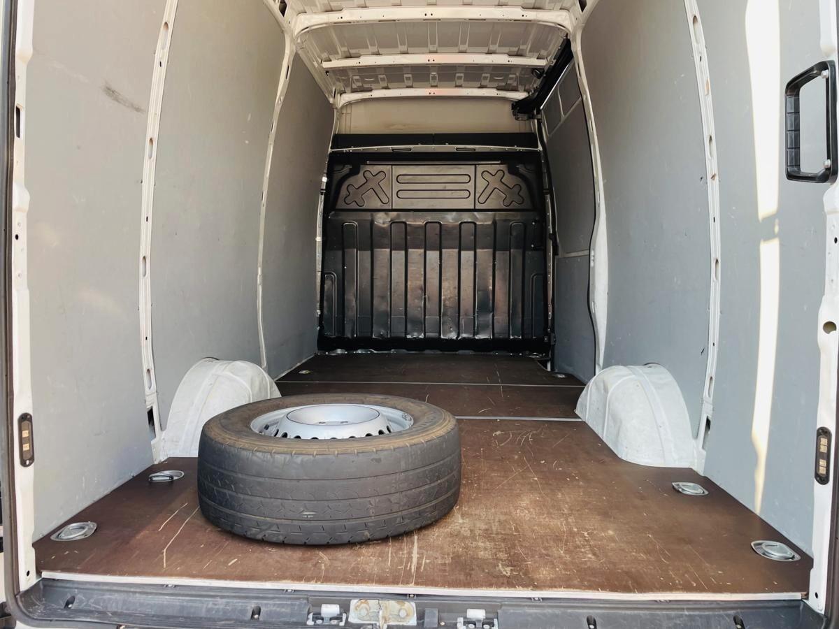Iveco Daily 35 S14 136CV HI-MATIC L3H2
