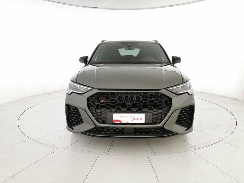 Audi Q3 RS 2.5 quattro s-tronic