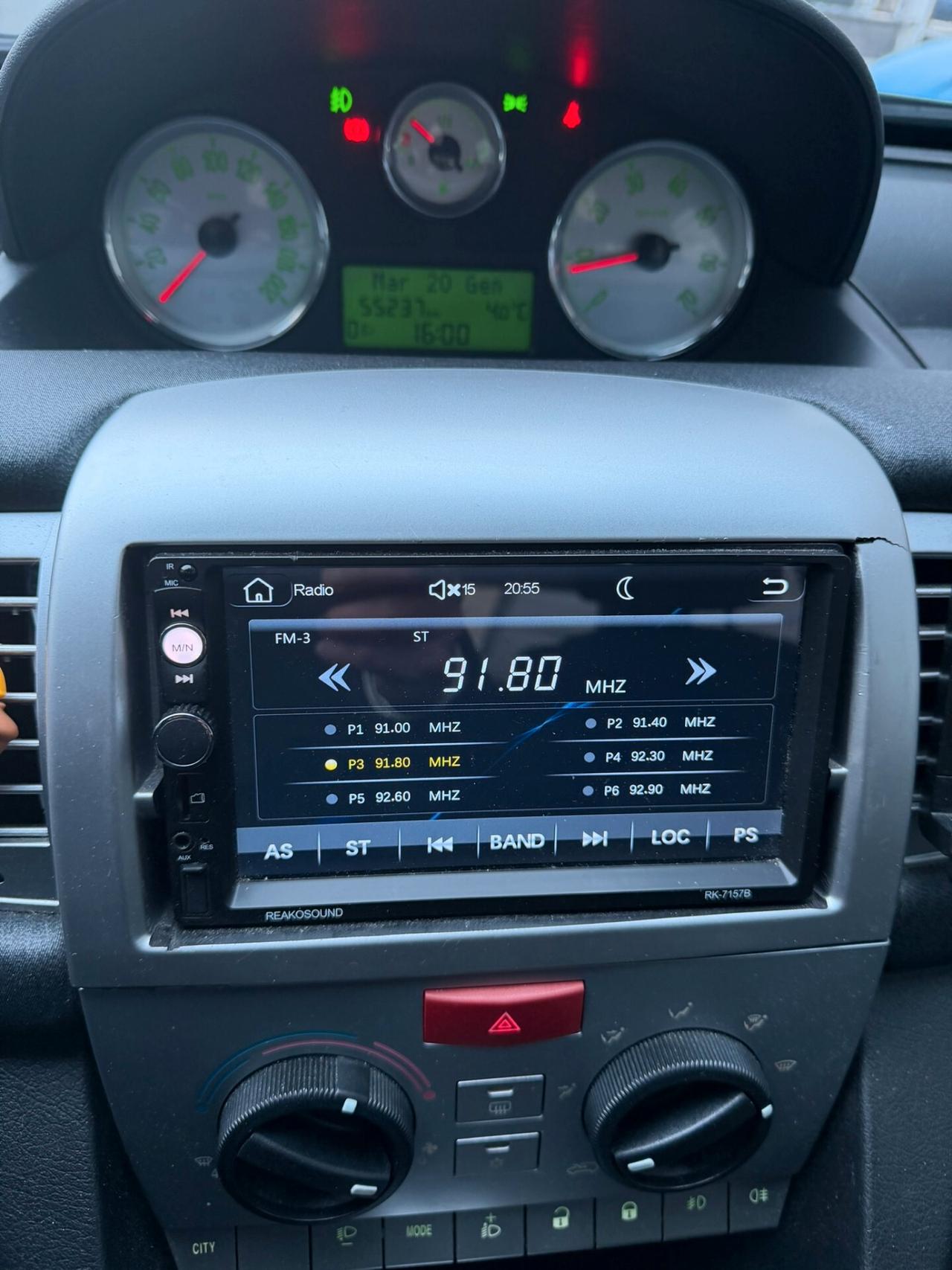 Lancia Ypsilon 1.2 69 CV Unyca