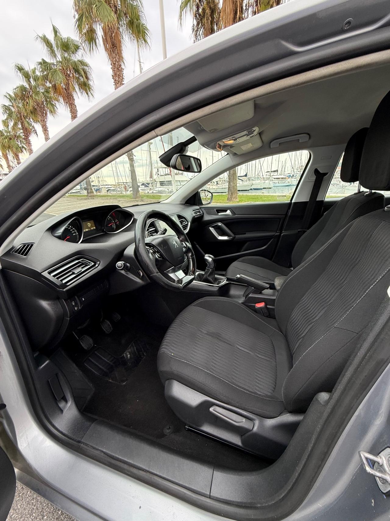 Peugeot 308 BlueHDi 100 S&S SW Business
