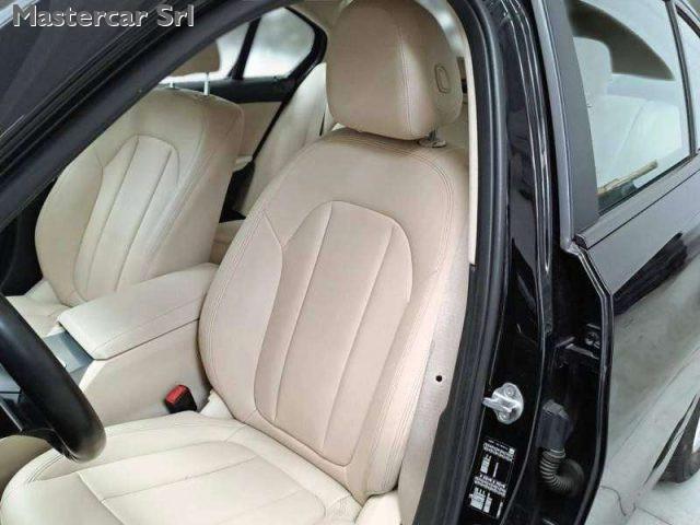 BMW 320 320D 48V BUSINESS ADVANTAGE AUTO - VOLANTE M - GE8