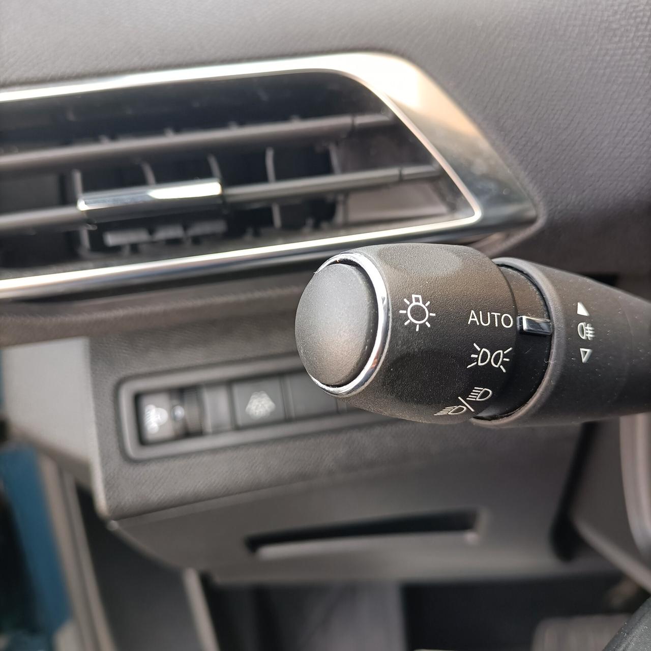Peugeot 3008 BlueHDi 130 S&S EAT8 Allure Pack