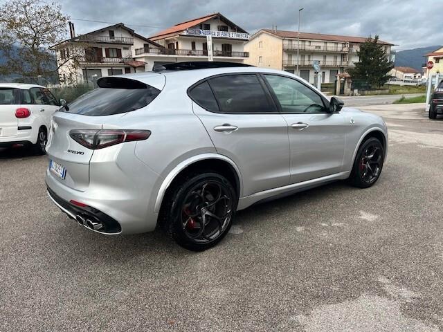 Alfa Romeo Stelvio 2.9 V6 Bi-Turbo 510 CV AT8 Q4 Quadrifoglio