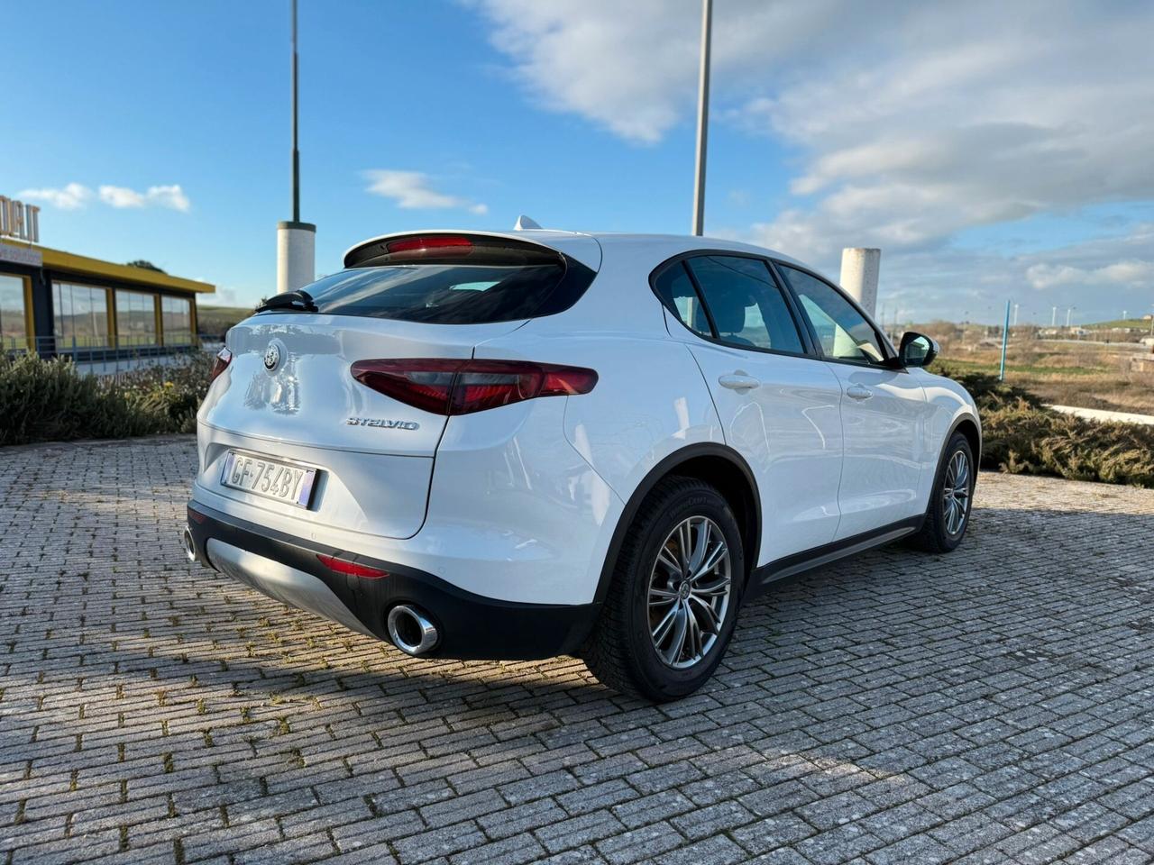 Alfa Romeo Stelvio 2.2 Turbodiesel 190 CV AT8 RWD Executive