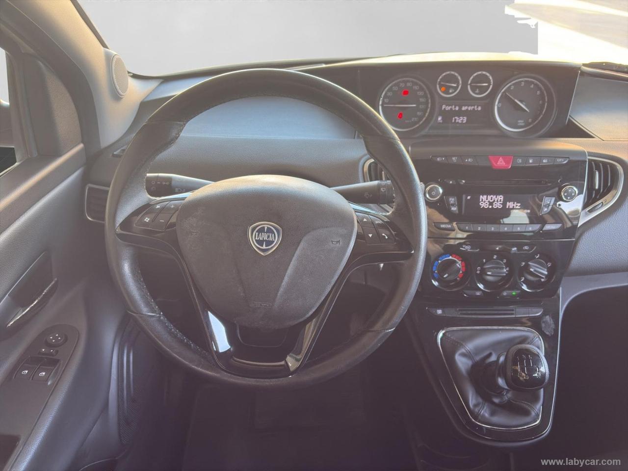 LANCIA Ypsilon 0.9 T.Air 85CV 5p. Met.Ec. Gold
