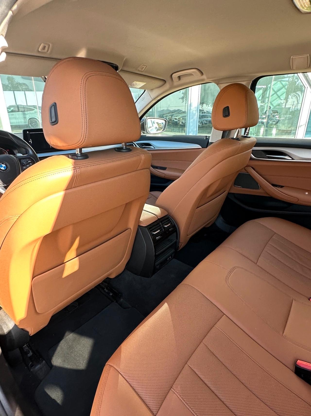 BMW 520 d xdrive Luxury possibilità noleggio no scoring