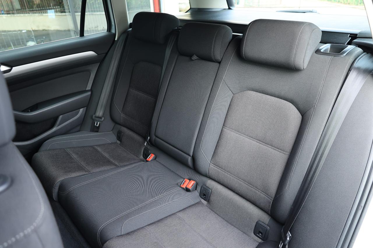 Volkswagen Passat 1.6 TDI Variant Comfortline 88kw 120 cv