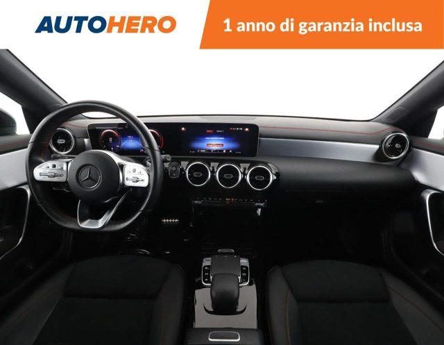 MERCEDES-BENZ CLA 200 Automatic Premium
