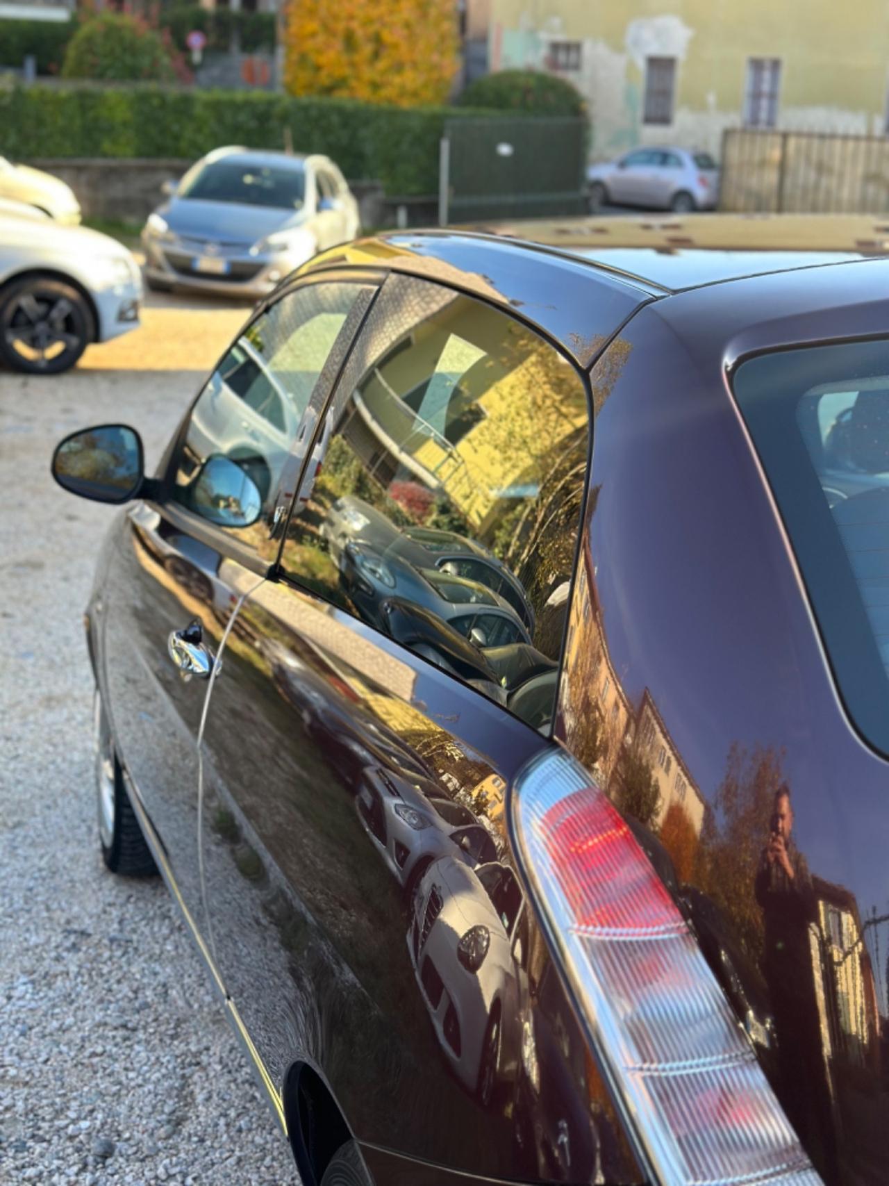 Lancia YPSILON 1.2 UNYCA NEOPAT KMCERT GARANZ