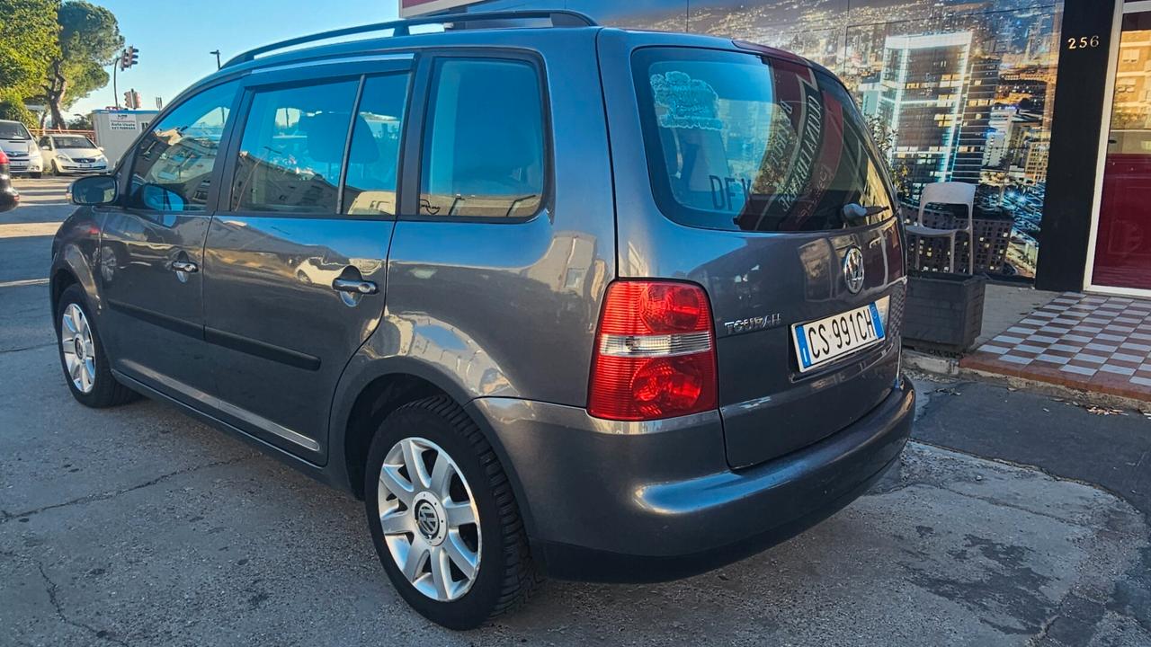 Volkswagen Touran 1.9 TDI 90CV Conceptline