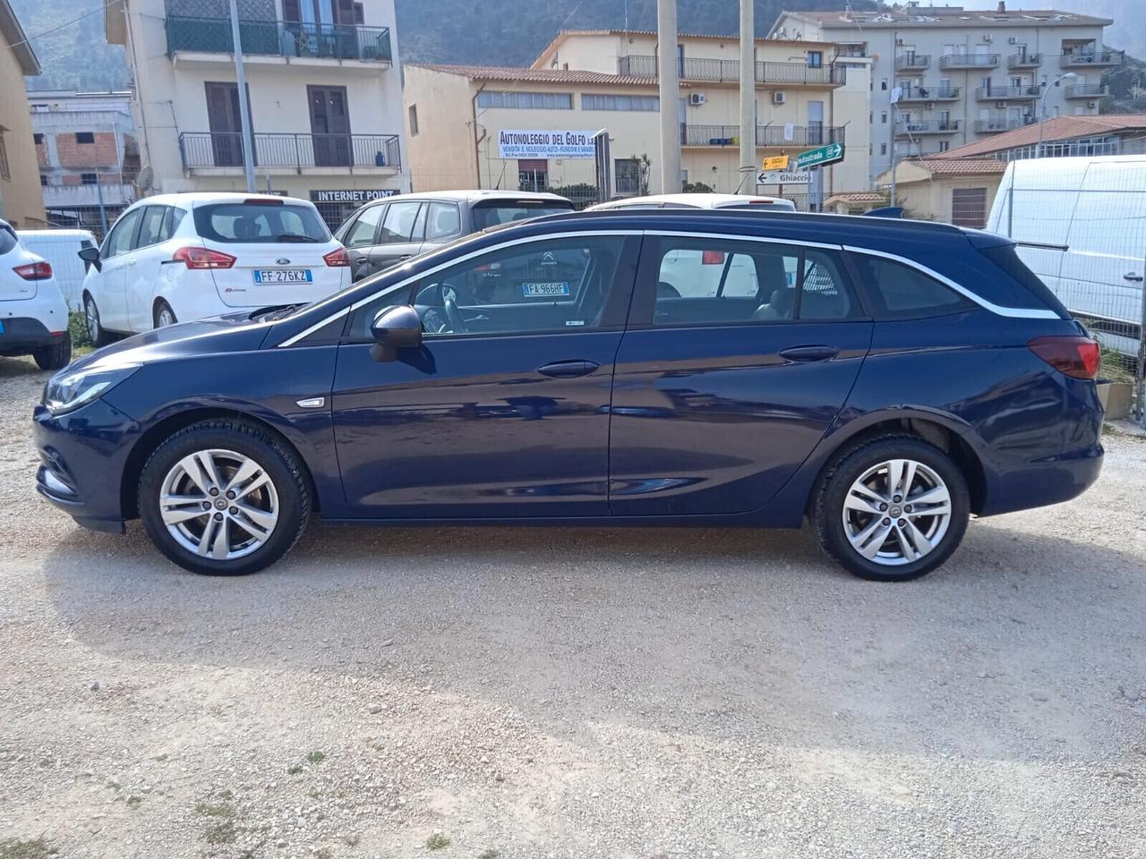 OPEL ASTRA SPORT TOURER ST 1.6 CC CDTI 110 CV 2017 BUSINESS S&S MT6 € 5.000,00