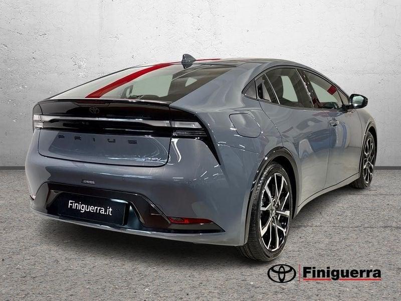 Toyota Prius 2.0 Plug-in Hybrid Lounge