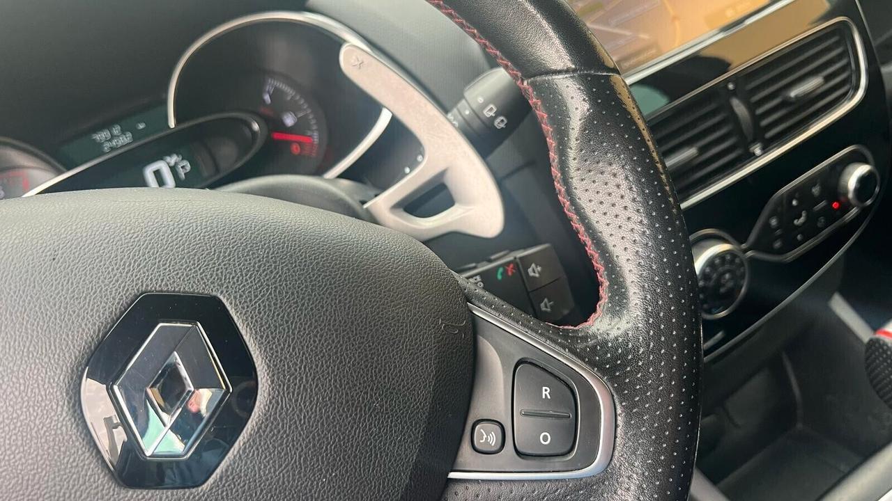 Renault Clio Energy RS TCe 200CV EDC AUTOMATICA 5 porte