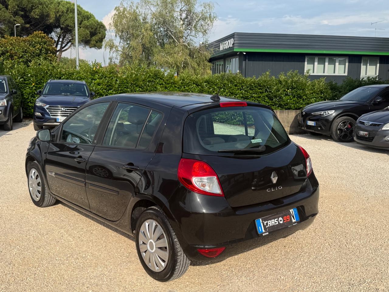 Renault Clio 1.2 16V 5 porte Dynamique