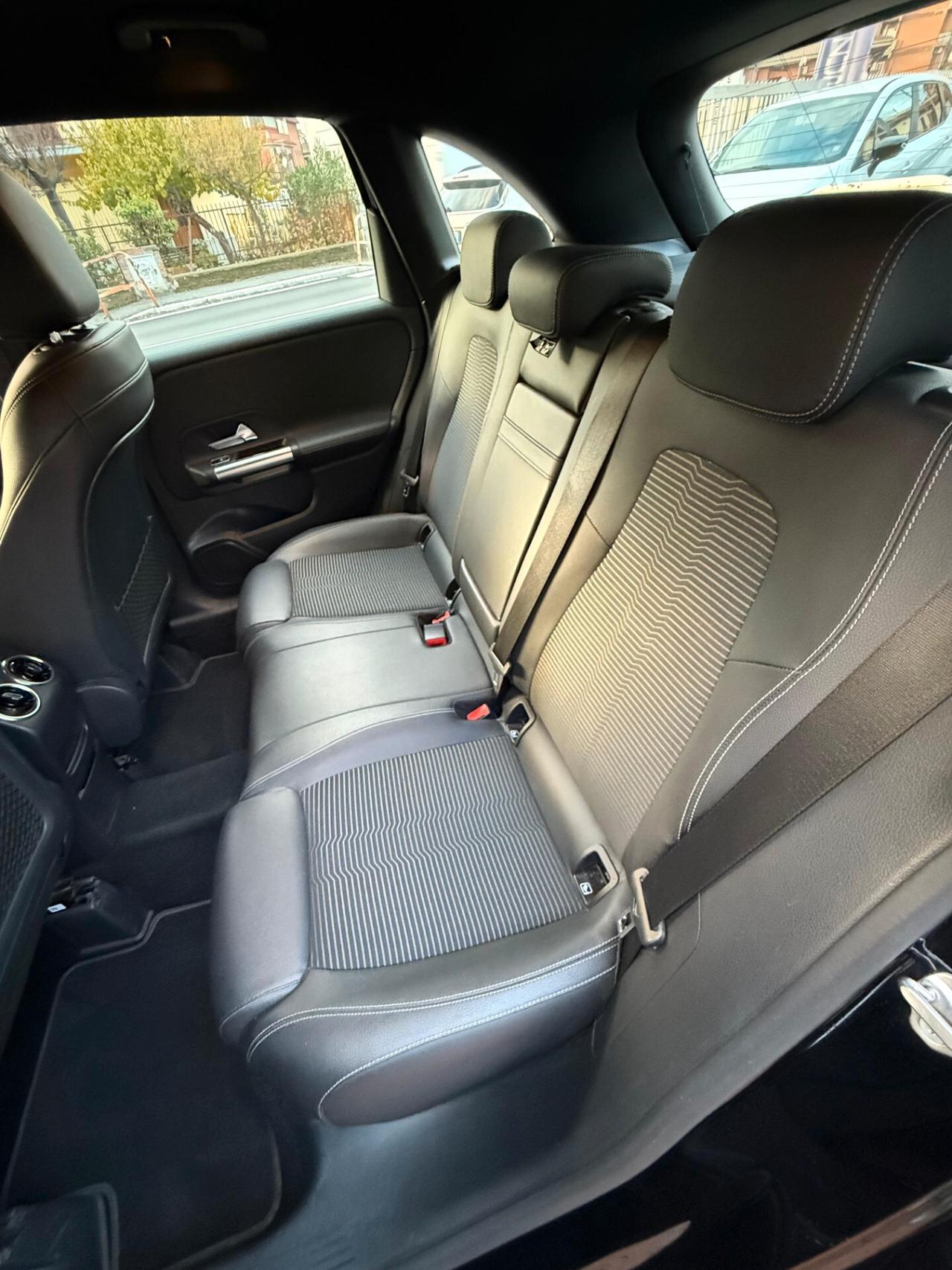 Mercedes-benz B 180d 116cv *UNICO PROPRIETARIO*