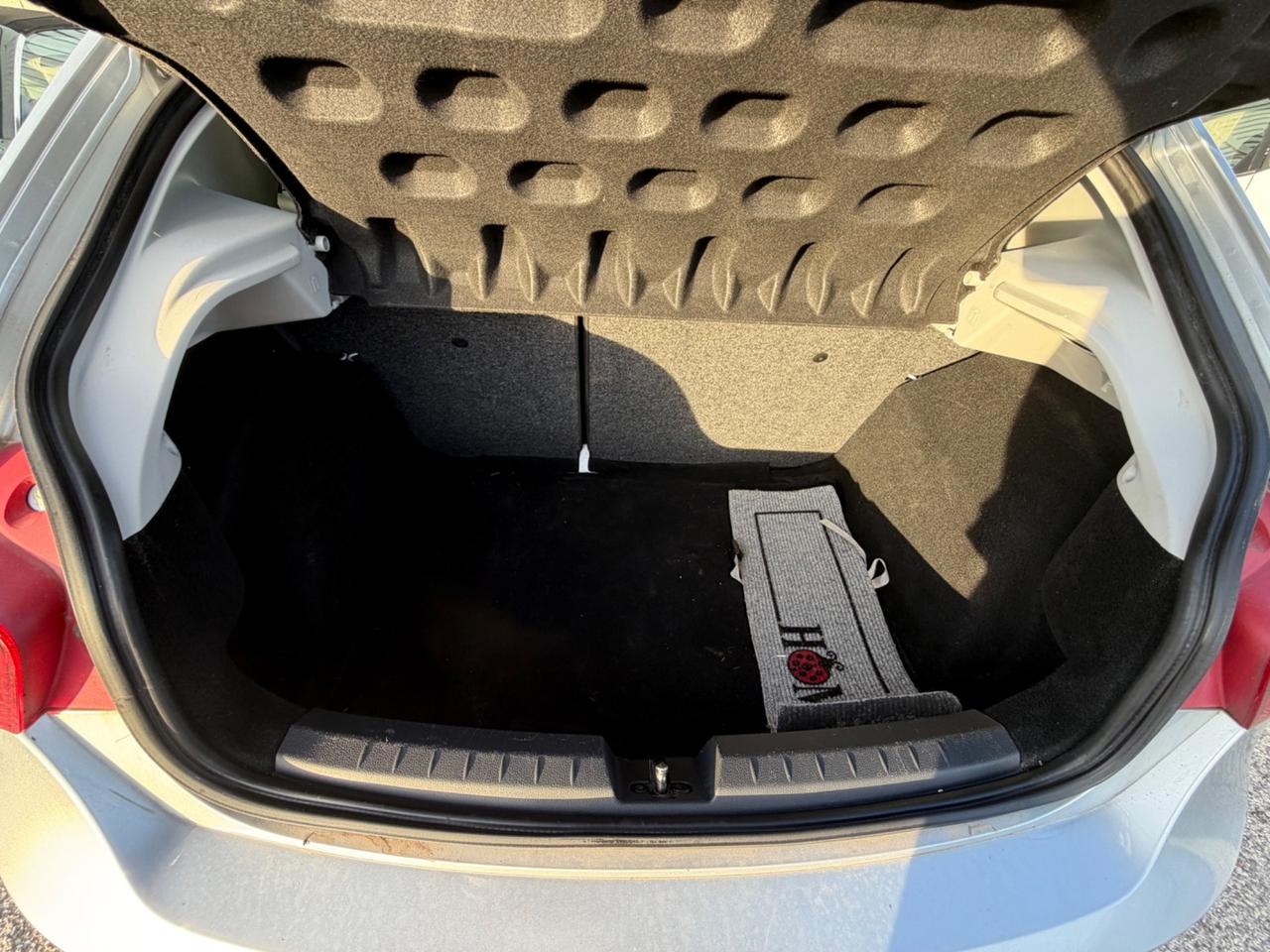 Seat Ibiza 1,6 5p sport