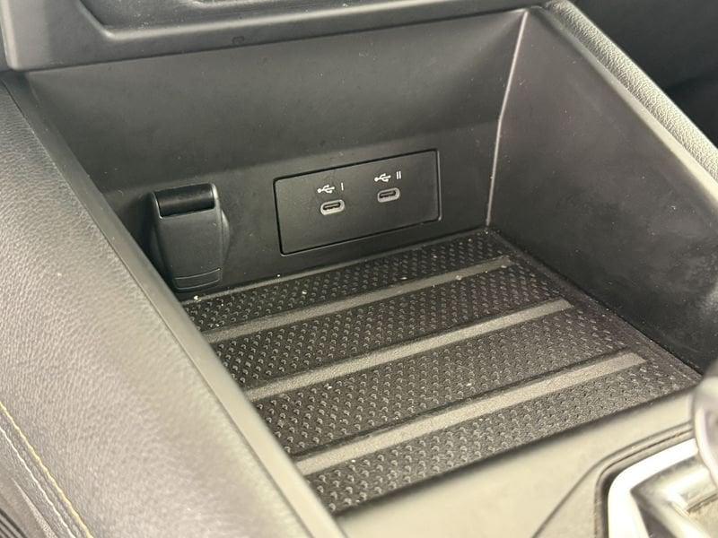 Renault Symbioz iconic full hybrid E-Tech 145cv