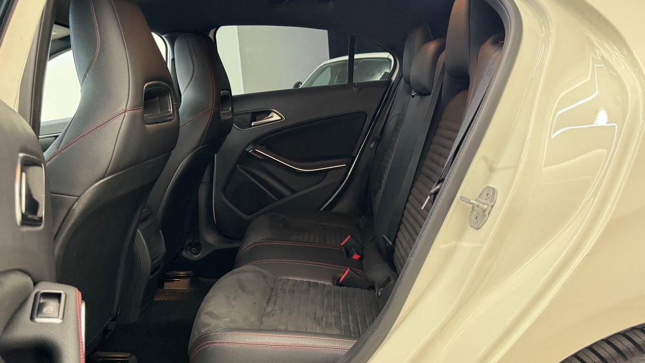 Mercedes-benz A 180 d Premium Amg Edition-2017