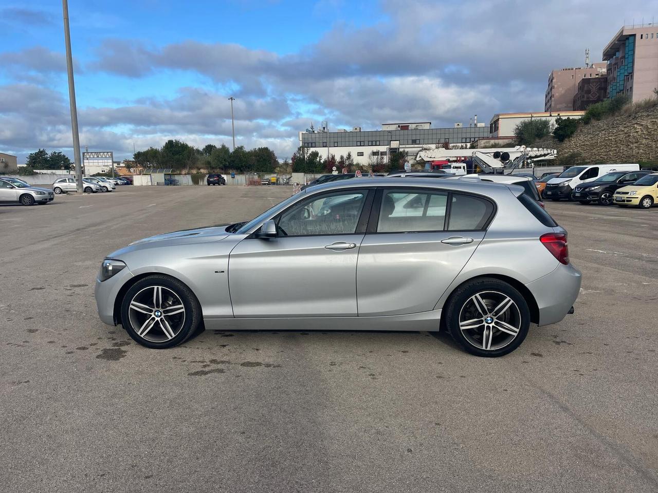 Bmw 118 118d 5p. Sport