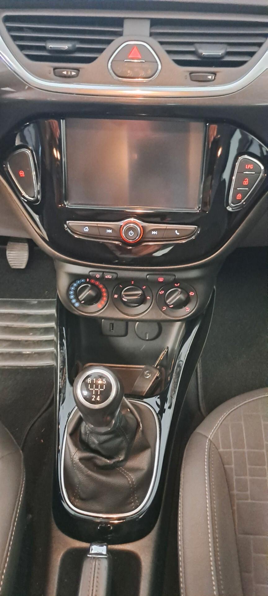 Opel Corsa 1.4 GPL Tech 5p UnicoProprietario